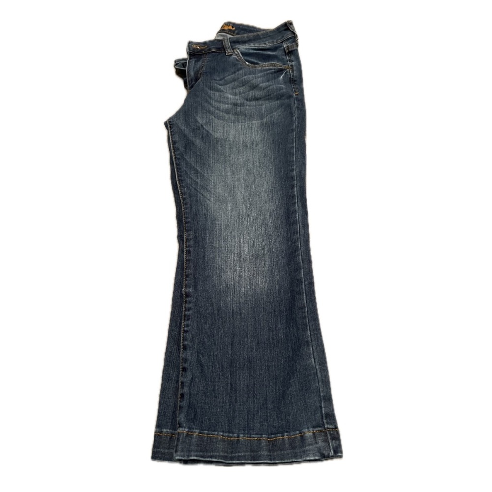 Kut from the Kloth straight leg jeans, size 6. - Picture 2 of 6